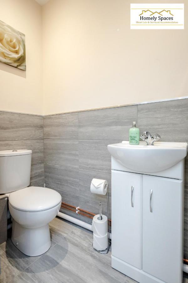 Bedford Hospital Victoria Apartments A And B By Homely Spaces Short Lets & Serviced Accommodation 외부 사진